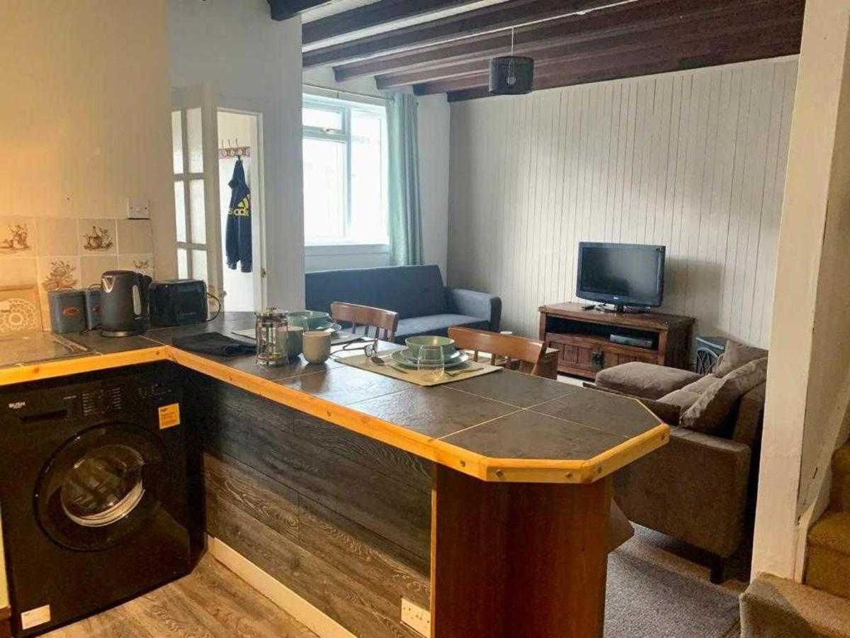 Cottage In Kilmun Argyll - 2 Bedrooms Sleeps 2 (Adults Only) Dunoon Exterior photo